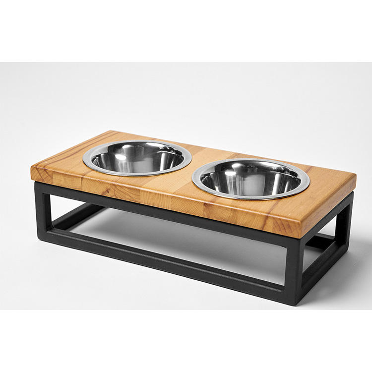 สีน้ำตาลอ่อน