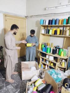 Vente en gros de chaussettes de compression de sport de course à pied personnalisées de haute qualité Chaussettes unisexes Chaussettes avec logo personnalisé Chaussettes de sport athlétique - Product Image 5