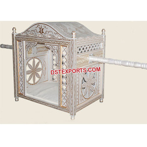 Nuevo Doli/Palki de Madera para Bodas de Diseño, Artesanía Antigua en Plata, Doli de Boda, Último Modelo de Doli/Palki de Madera Tallada en Plata para Bodas - Product Image 1