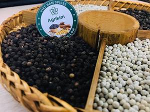 580 gl MC Vietnam Black Pepper Factory Direct Top Selling Pure Premium Quality Drived Black Pepper + 84 86 521 6698 - Product Image 4