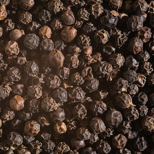 Processus de séchage brut des poivrons noirs et blancs séchés à l'air Phalco Vietnam - Product Image 1