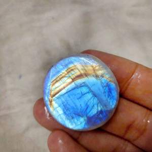 Synthétique facettées bleu naturel pierre de lune anneau cookie cabochon pierre de lune arc-en-ciel collier 6mm cabochon - Product Image 3