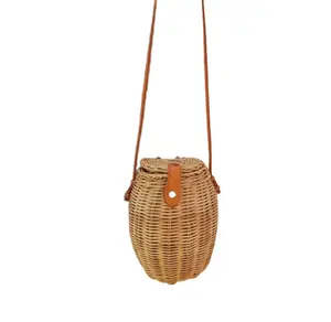 브라운 Handwoven 튜브 등나무 가방 발리, 수제 밀짚 가방, 여성 여름 가방
