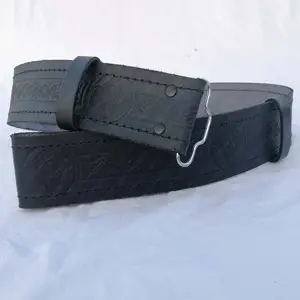 Cinturón de cuero negro 100% auténtico con relieve de cardo, cinturón de Kilt escocés