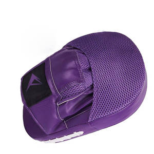 Coussinets d'entraînement factices incurvés en cuir/maille pour la boxe MMA Muay Thai Martial Arts Focus Training-Durable et confortable - Product Image 4
