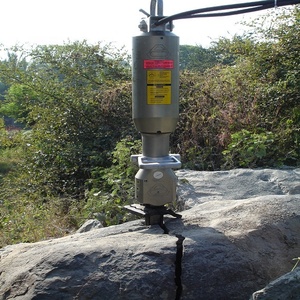 Used S 240 Hydraulic Rock Splitter for Construction Industry Demolition and <b>Splitting</b> Applications - Product Image 2