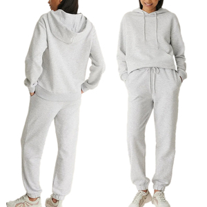 Conjunto deportivo de dos piezas con diseño de camuflaje personalizado, sudadera lisa para mujer, traje de jogging, ropa deportiva para mujer. - Product Image 5
