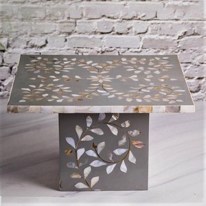 ที่ตั้งเค้กทรงสี่เหลี่ยมประดับมุกลายดอกไม้สีเทาที่อุ่นเทียนหอมสำหรับวันเกิดงานแต่งงานบ้านโรงแรมสไตล์ดั้งเดิม - Product Image 2