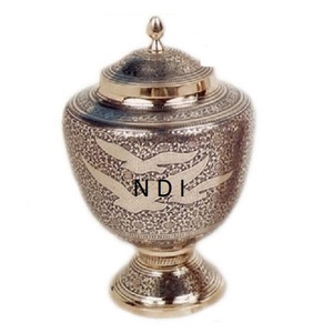 Brass Cremation Urns <b>for</b> Funeral Supplies <b>Ashes</b> Urns Hot Sale <b>Keepsake</b> Cremation Urns <b>for</b> <b>Ashes</b> Antique Bronze Finishing - Product Image 2