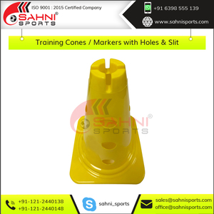 Calidad Premium 12 \ "y 15 \" Conos de entrenamiento de agilidad deportiva Material PE Marcadores de servicio pesado con agujeros Esenciales de hendidura para entrenamiento - Product Image 5