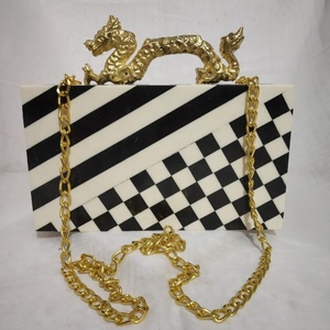 Bolsos de resina de marca hechos a mano, bolso de mano de resina elegante más vendido para eventos nocturnos disponibles al por mayor - Product Image 5