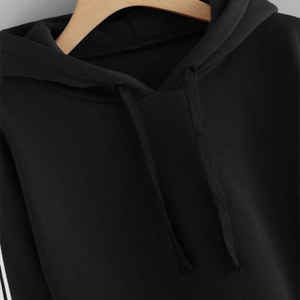 เสื้อฮู้ดครอปแขนยาวสำหรับผู้หญิง น้ำหนักเบา ใส่ได้ในฤดูหนาว สกรีนโลโก้ได้ตามต้องการ มีทุกขนาดและทุกสี ขายส่ง - Product Image 3