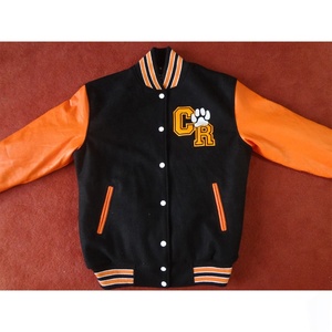 Varsity Letterman Jackets Bomber de basket-ball personnalisé Veste d'hiver streetwear vintage en laine chaude de style Letterman avec logo personnalisé - Product Image 3