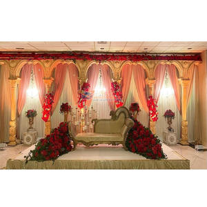 Loveseat italiano de escenario de boda para pareja, sofá de madera de estilo italiano para boda, escenario de boda - Product Image 1