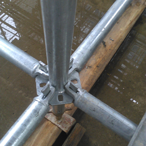 Q345 acier Layher de ringlock d'échafaudage de construction d'occasion pièces d'échafaudage ringlock à vendre V-Revêtement Vietnam - Product Image 1