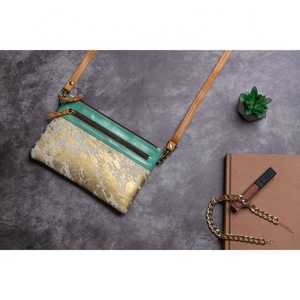 LW Custom 2024 Fashion Cross Body Sac à bandoulière en cuir Mini Outdoor Style Single Strap Geometric Pattern Tassel Decoration Women - Product Image 1