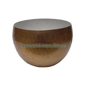 Pot de fleur décoratif de fer avec la conception ondulée dans la couleur d'or pour le restaurant à la maison de salon - Product Image 4