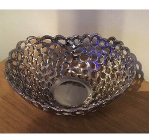 Silver Finishing Serving Bowl for Hotel Kitchenware Restaurant Fruits Bowl decorative Modern design Metal Salad Bowl - Product Image 3