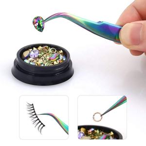 Pinzas de pestañas con logotipo personalizado Pinzas doradas de acero inoxidable Pinzas de extensión de pestañas postizas personalizadas Oferta de logotipo - Product Image 4