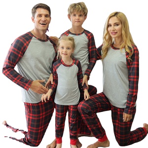 ชุดนอนคริสต์มาสแขนยาวพ่อแม่ลูก,ชุดนอนคริสต์มาสชุดใส่นอนปี2021 - Product Image 1
