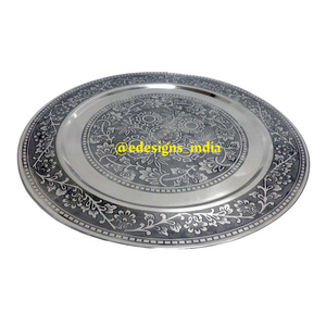Plaque ronde en métal avec chargeur rouge, 10 pièces, décorative, de qualité supérieure, faite à la main, assiette de service fantaisiste, écologique de luxe - Product Image 3