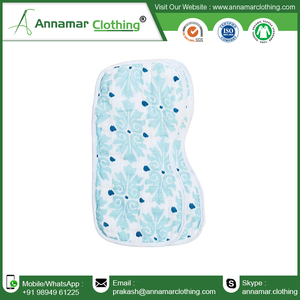 100% mousseline biologique extra douce absorbante 2 couches bavoirs en tissu de gaze 160 gsm impression personnalisée sur un côté et dos de couleur unie - Product Image 2
