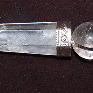 Meilleure vente pendentifs à pointe et boule en quartz clair naturel en vente - Product Image 1