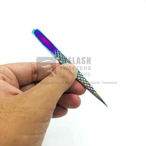 Pince à cils personnalisée professionnelle de haute qualité droite pointue arc-en-ciel Multi Plasma Volume durable en acier inoxydable - Product Image 1