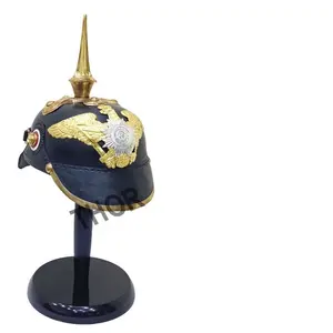 Alemán prusiano Pickelhaube casco ~ casco de cuero