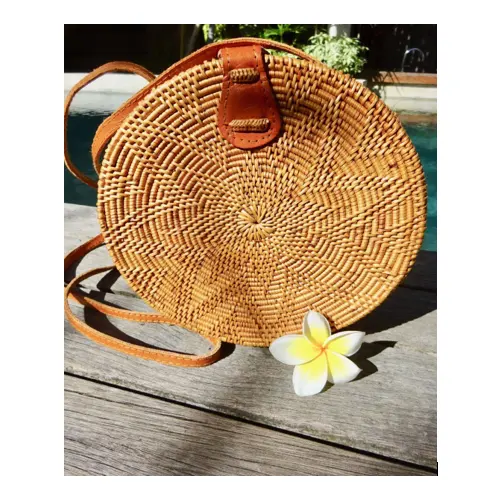 Round Bali rattan bag/handbag Made from 100% natural Vietnamese rattan