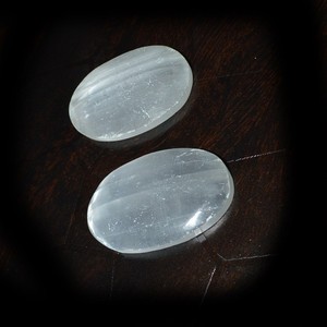 Cabos ovalados de selenita curativa de piedras preciosas | Comprar piedras sueltas - Product Image 1
