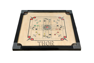 Carrom BOARD เกมไม้ Carrom พร้อมด้วยเหรียญกองหน้าและผงบอริกสำหรับเด็กชายและเด็กหญิงด้วยเฮ้เพลย์ - Product Image 2