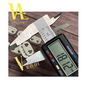 HIGH QUALITY FLAT DOUBLE HOLE CORD LOCK - Product Image 1