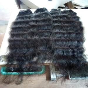 Extensions naturelles pour femmes, ondulées et bouclées du sud-indien - Product Image 1