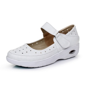 <span class=keywords><strong>Scarpe</strong></span> da allattamento antiscivolo comode da <span class=keywords><strong>donna</strong></span> in pelle pieno fiore di mucca <span class=keywords><strong>bianche</strong></span> <span class=keywords><strong>scarpe</strong></span> di sicurezza da lavoro ospedaliero - Product Image 6