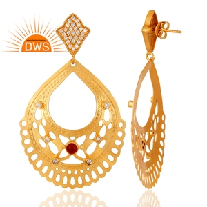 Pendiente tradicional de latón para mujer, joyería de moda de latón chapado en oro de 18k, al por mayor, hecho a mano - Product Image 3