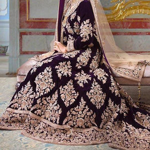 Élégante robe de mariée 2019 indienne et pakistanaise avec broderie lourde Zardozi belle et élégante avec Trail - Product Image 1