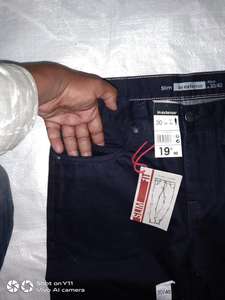 Factory Surplus Apparels Etiquetas de marca originales Slim Fit Straight Dark Denim Algodón Stretch Workout Bangladesh Stock Lot - Product Image 4