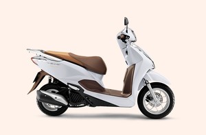 มอเตอร์ไซค์ผลิตในเวียดนาม 150 ซีซี (ฮอนด้า ลีด ปี 2019) สีแดง/น้ำเงิน/ขาว - Product Image 2