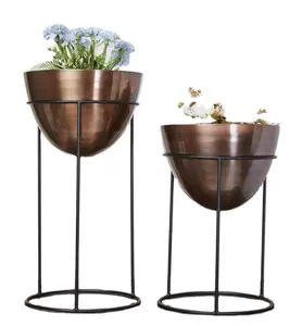 Hot sale Indian Supplier At reasonable price Copper & Black Metal Interior Planters (S/2) For Office Restaurant Home Decoration