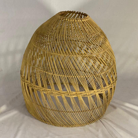 Lampe suspendue en rotin naturel fait main, finition vernie, design traditionnel, couleur personnalisée, pour appartement commercial, hôtel, extérieur