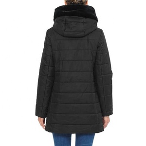 Veste matelassée légère et pliable à capuche pour femme PIHA SPORTS, coupe-vent, isolée pour la montagne, coupe ajustée, vêtement d'extérieur standard, 85 % rembourré - Product Image 2