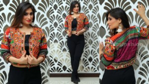 Veste Gilet Manteau de Mode Hippie Bohème - Veste Brodée Indienne de Créateur - Veste de Danse Gujarati - Gilet Vintage Bohème - Product Image 4