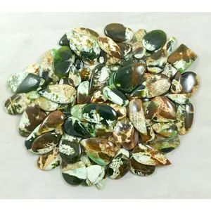 자연 크롬 옥수 카보 숑 세미 귀중 한 크롬 옥수 보석 녹색 크롬 옥수 느슨한 돌