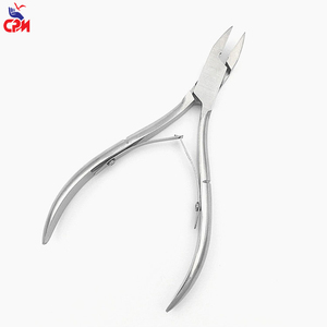 Coupe-cuticules professionnel en acier inoxydable de qualité supérieure, outil de manucure et pédicure de précision, instrument de toilettage durable à bord tranchant - Product Image 3