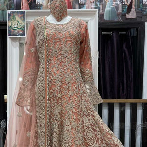 Vestido de novia pesado hasta el suelo Lehenga Choli, cuentas de cristal, Material de acetato de trabajo DABKA, estilo indio pakistaní - Product Image 1