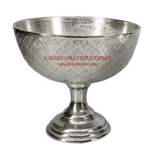 Silver Pedestal Fruits Bowl for Living Room Wholesale Supplier Metal Pedestal Footed Flower Bowl for Kitchen Use - Product Image 4