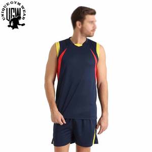 Uniforme de Voleibol Personalizado de Alta Calidad Más Vendido en 2021, Ropa Deportiva de Diseño Profesional al por Mayor, 100% Poliéster Antibacteriano - Product Image 3