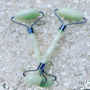 Rodillo de masaje de Aventurina tallado más vendido, hermosa piedra preciosa de cristal Natural de gran calidad, artesanía de piedra semipreciosa verde - Product Image 1