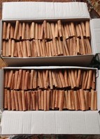 Cassia-Zimtstangen zum Niedrigsten Preis und in Bester Qualität aus Vietnamesischer Fabrik für Gewürze und Kräuter. Kontaktieren Sie den Lieferanten Herr Henry +84 368591192